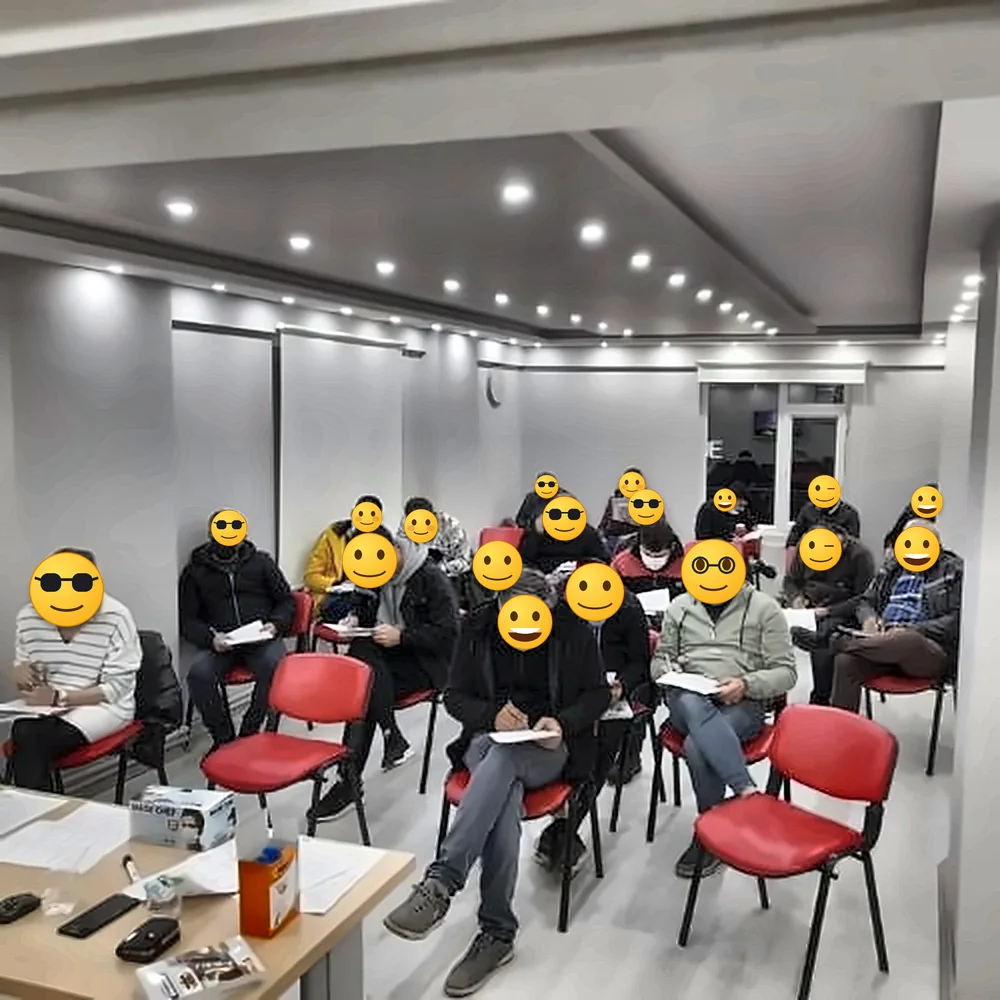Akşam grubunda SRC dersi